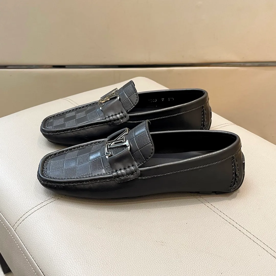 Factory price: 460💰LV men's beanie shoes 2025 official website synchronization <market top version> cowhide pressed grid ➕ black cow lining original packaging. Size 38-45